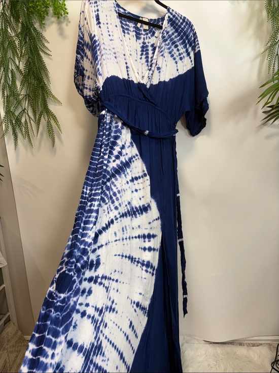 Japna Dresses & Skirts - Japna Navy and White Tie-Dye Wrap Maxi Dress with Side Tie